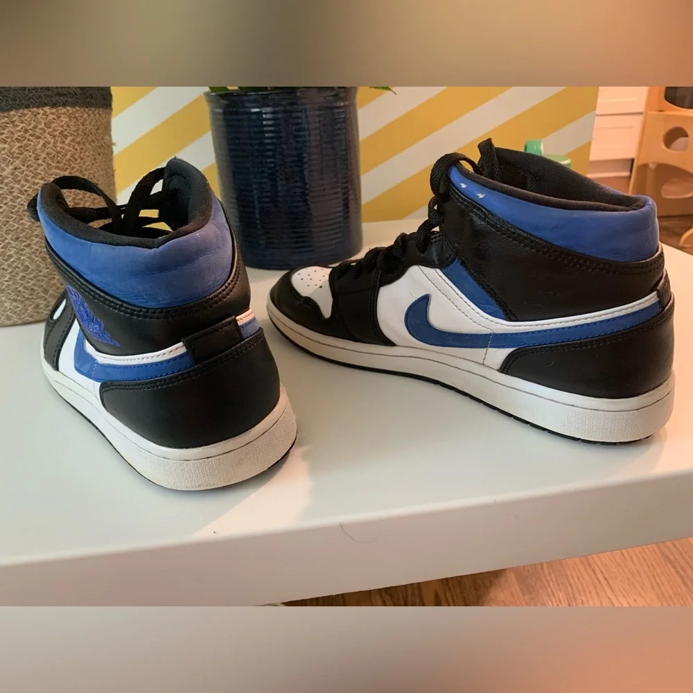Nike Air Jordan 1 Mid